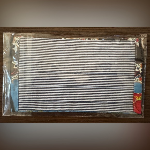 Johnny Was Set of 2 Masks-One Standard,One Adjustable - Picture 6 of 6